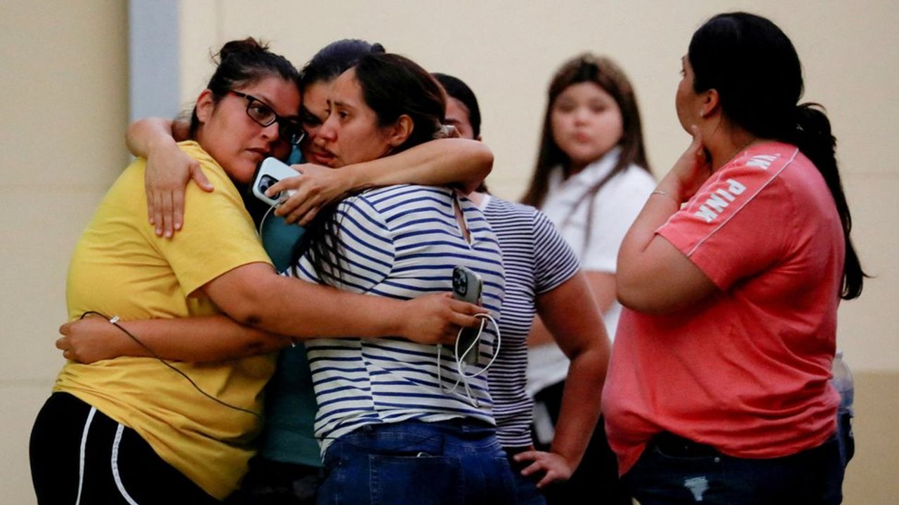 Teksas'ta Okula Silahlı Saldırı Ölenler Arasında 19 Çocuk Var!