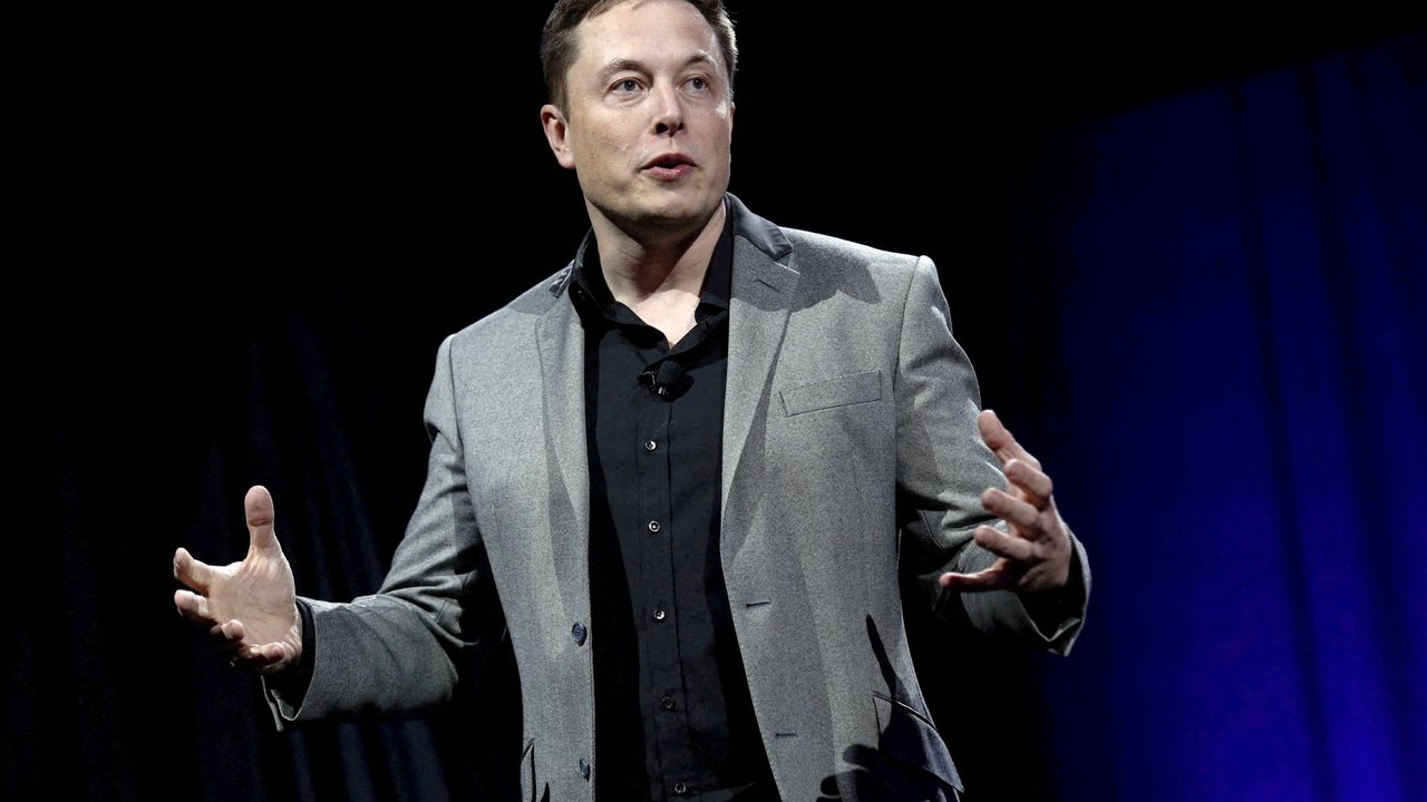 Elon Musk Tesla'nın Ekonomisi İçin Çok Endişeli!