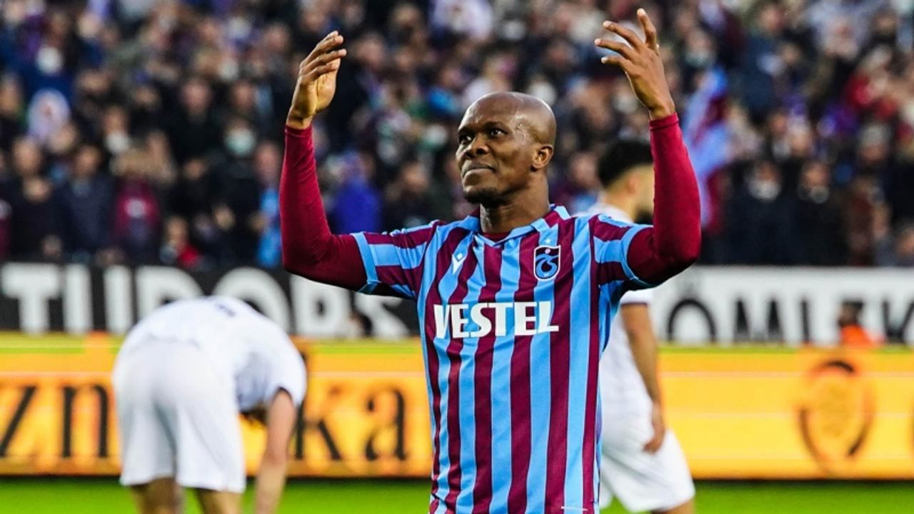 Nwakaeme, Trabzonspor taraftarından özür diledi