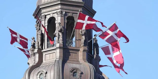 Danimarka AB'nin Ortak Savunma Politikasını Oyluyor!
