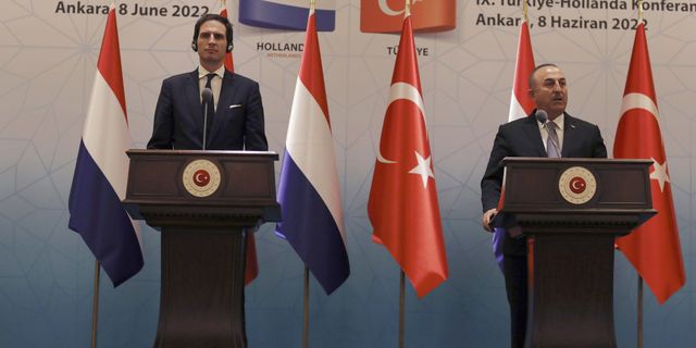 Hollanda Türkiye ile Olan Derin İlişkisinden Memnun!