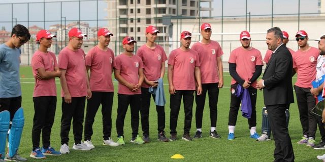 Türkiye Kriket Takımı Avrupa Elemelerine Hazırlanıyor!